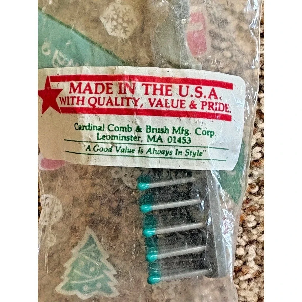 Vintage Cardinal Hair Brush‎ Christmas Packaging USA Retro Nostalgic